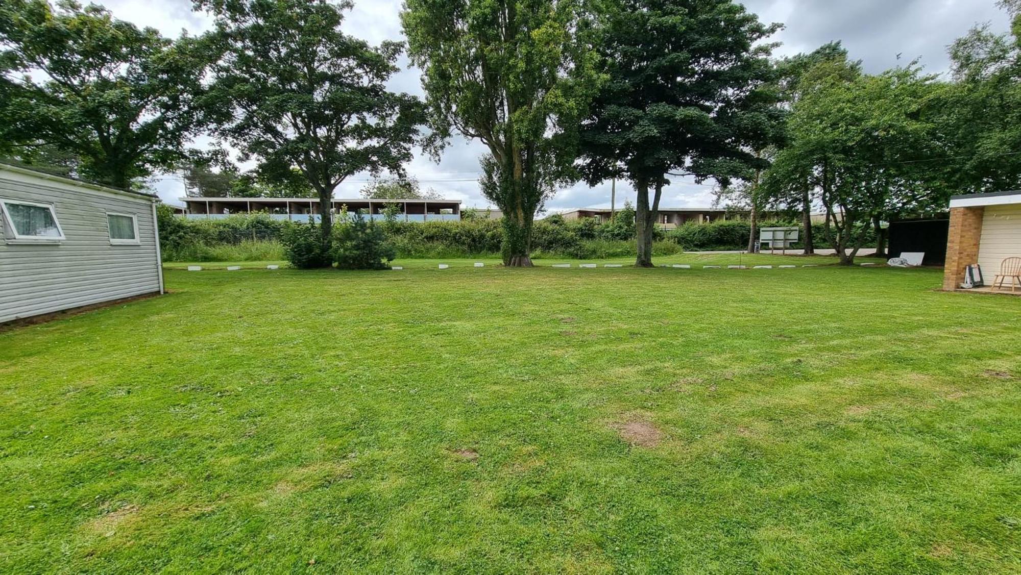 5 Hemsby Holiday Chalet, Convenient For Sandy Beach Exterior foto